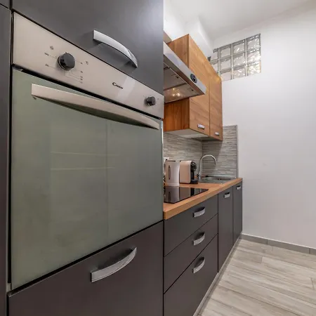 Apartment Garden Terrace - Metro Furio Camillo Rome